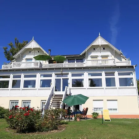 Ferienwohnung Seerose Mit Terrasse Sassnitz Exterior photo